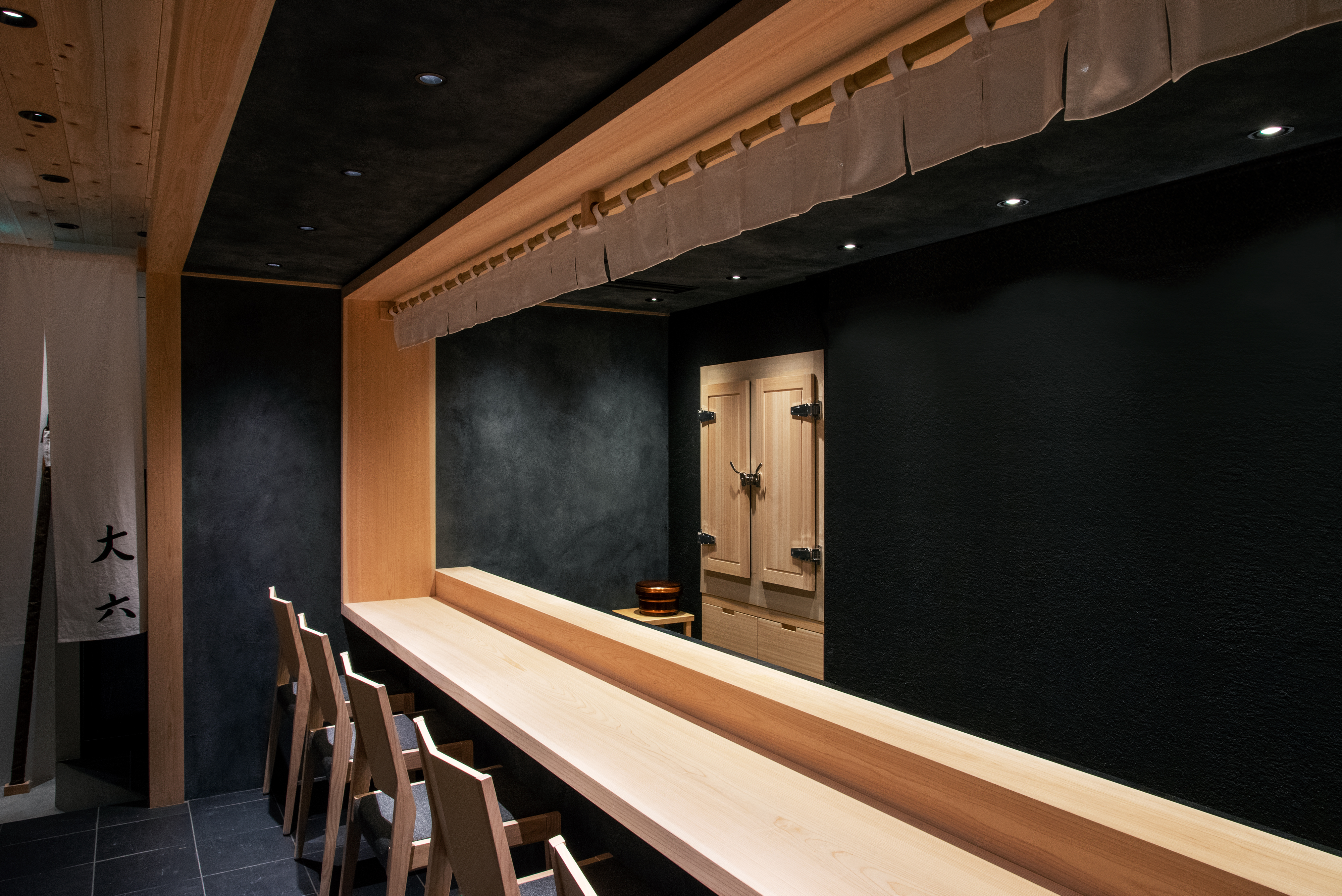 鮨屋 東京都の寿司・日本料理のデザイン施工事例 | 店舗設計施工.com