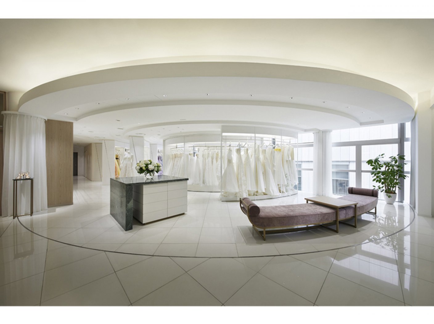 NOVARESE Ginza Dress Shop(ノバレーゼ銀座)