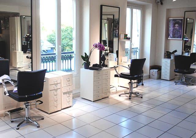 美容院におすすめの床材